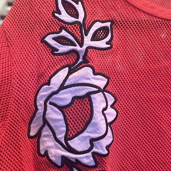 Mesh Sandro Top - Picture 3 of 3